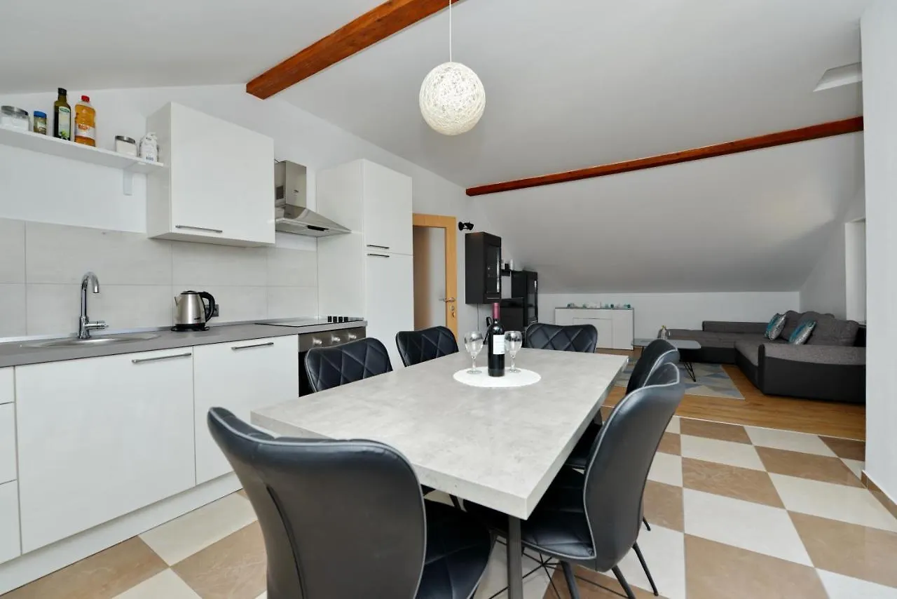 Apartments Blaza Bozava